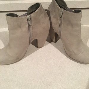Heeled booties