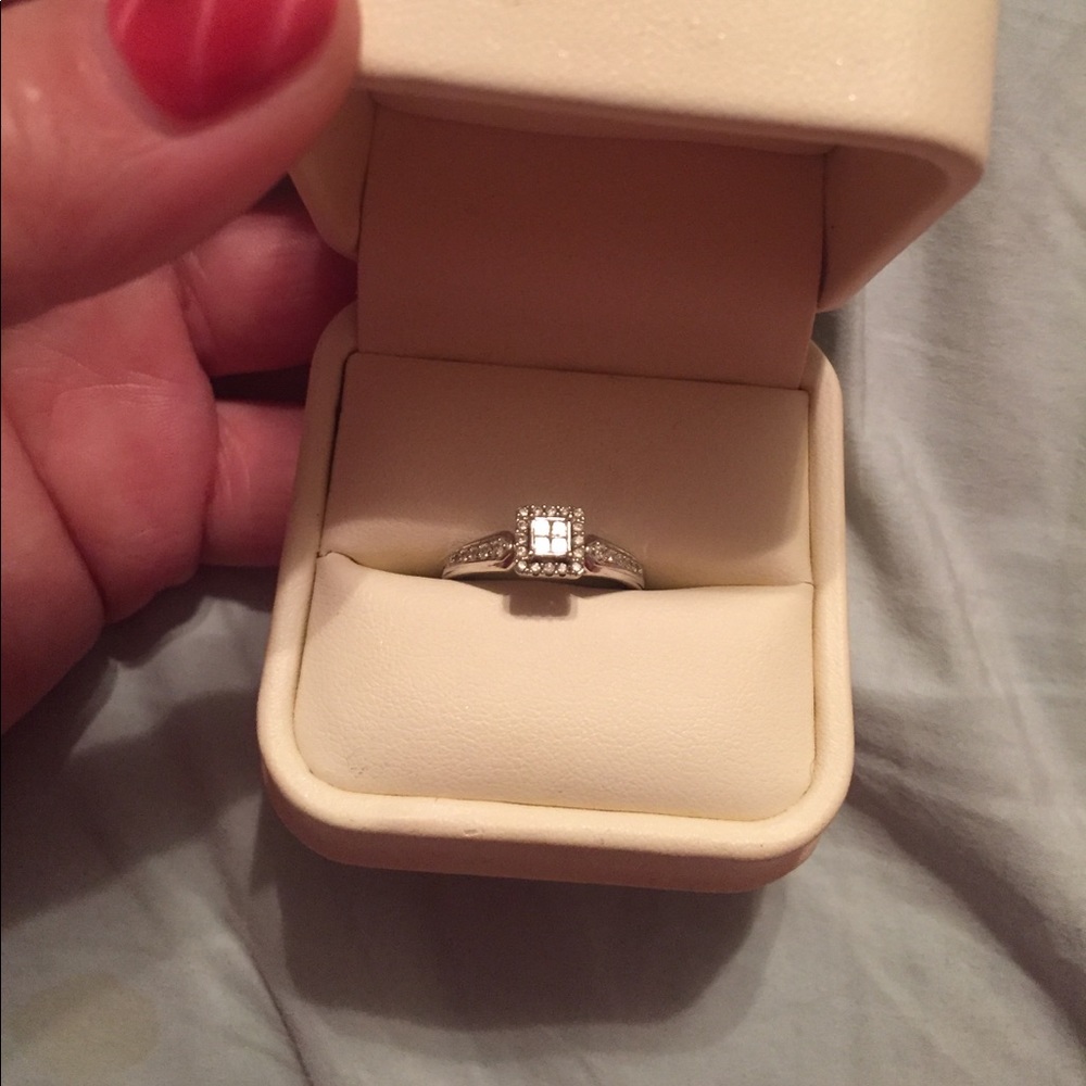 Promise ring