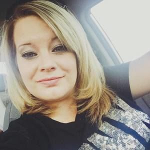 Meet your Posher, Caitlin