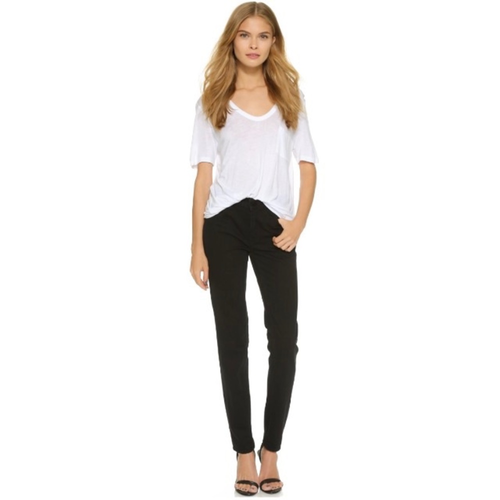 ✨HP✨NWT Alexander Wang 002 Relaxed Fit Denim