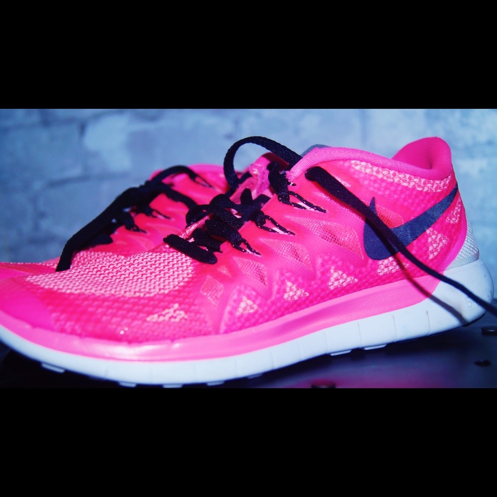 Pink Nike Trainers (negotiable)
