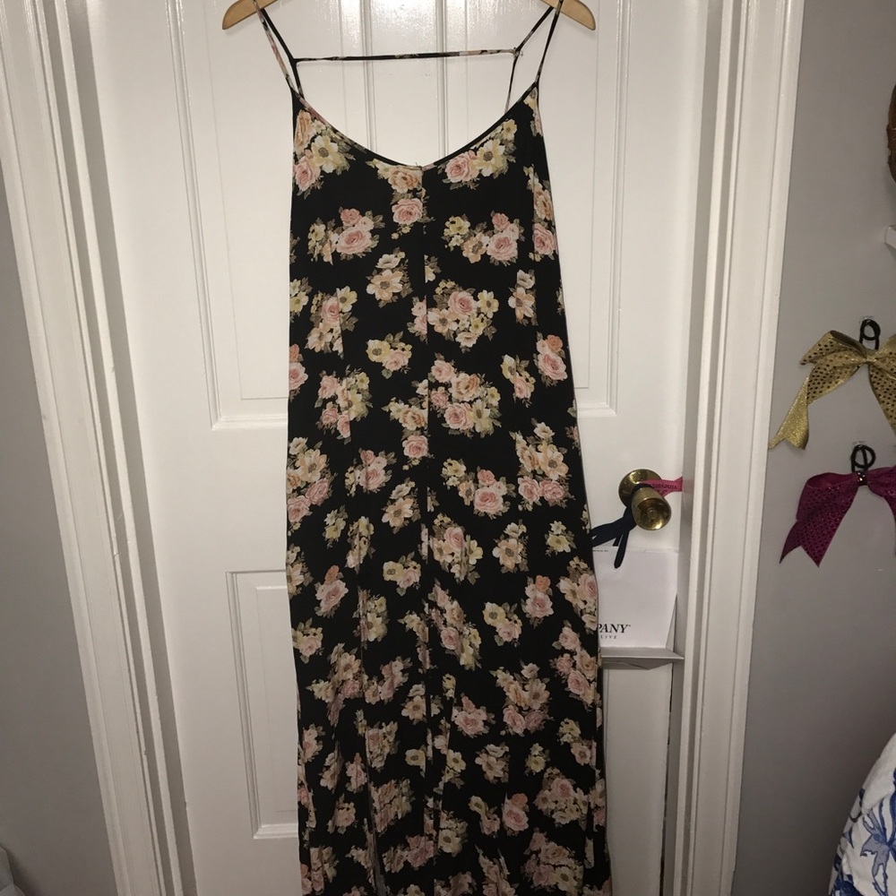 Forever21 Black Floral Open Back Dress