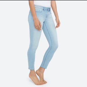 Yummie Ankle Jeans