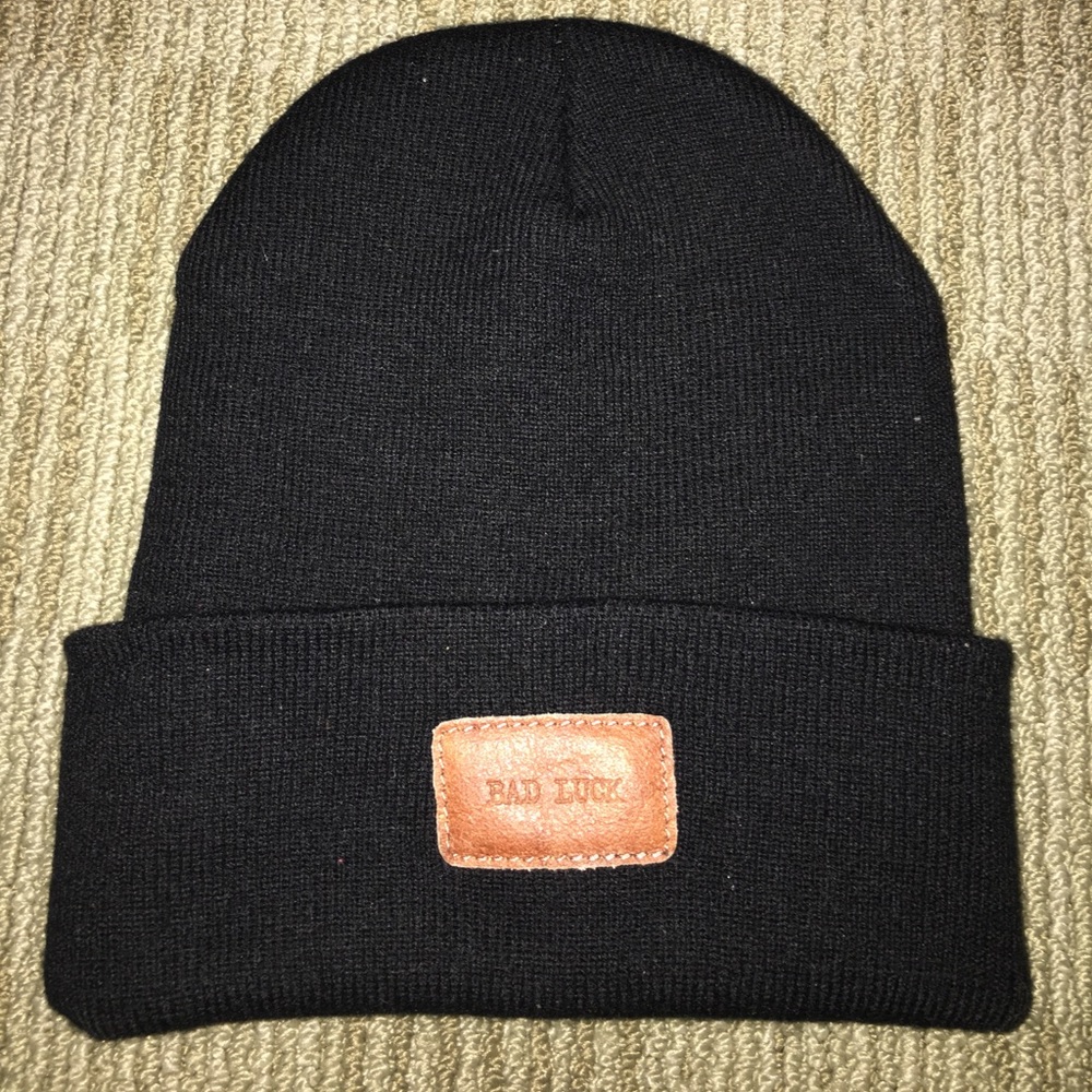 Brandy Melville bad luck beanie