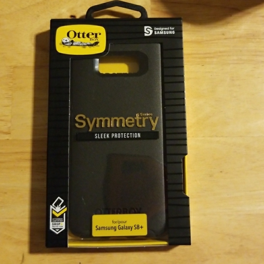 Samsung galaxy s8 plus phone case.OTTER BOX.
