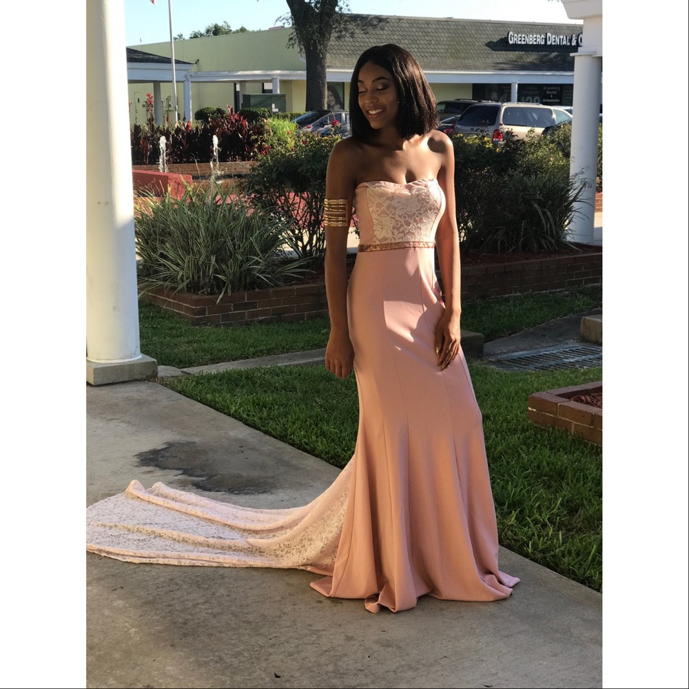 Beautiful custom made gown! Worn once