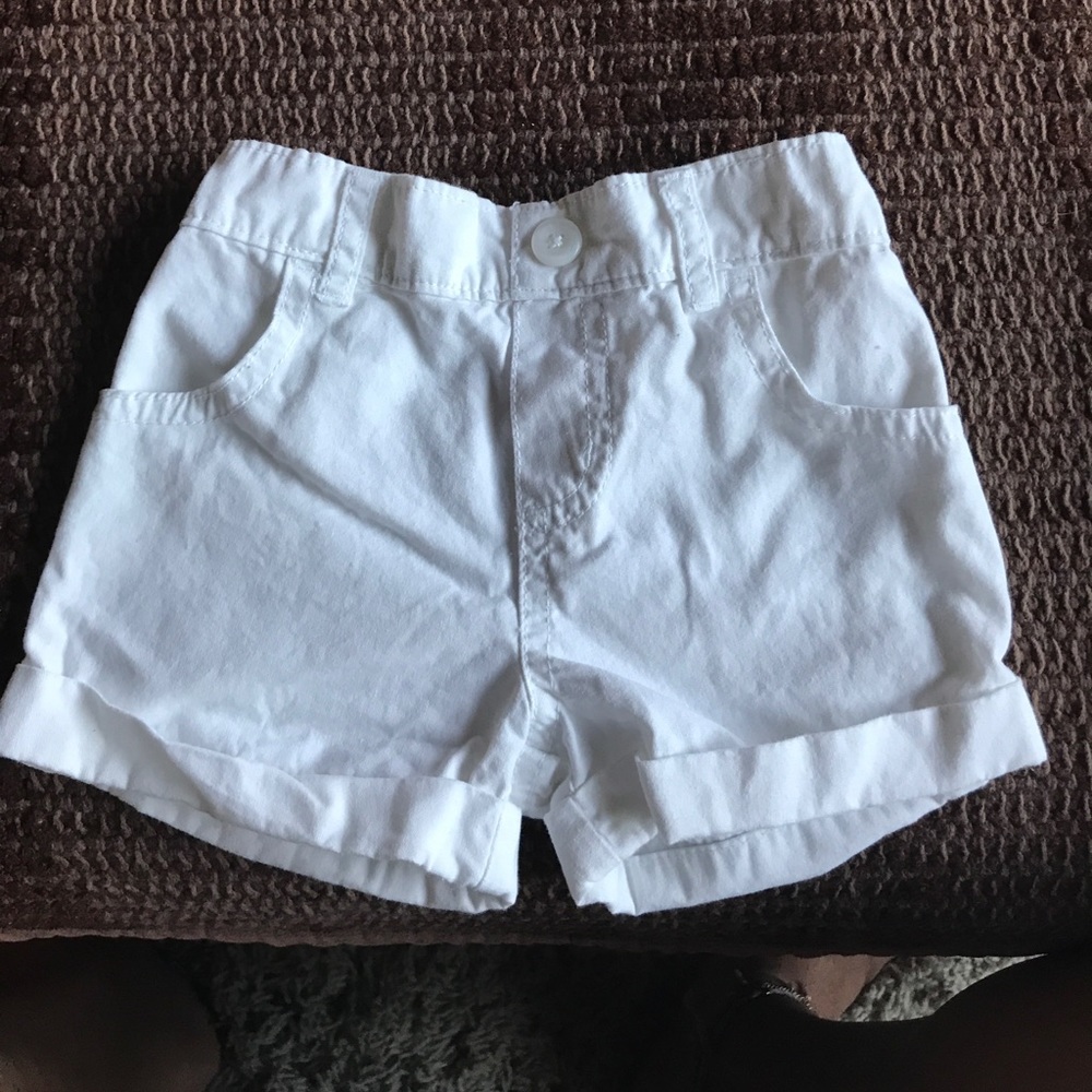 White cotton shorts