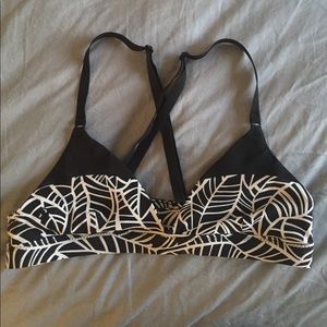 Lululemon REVERSIBLE swim top