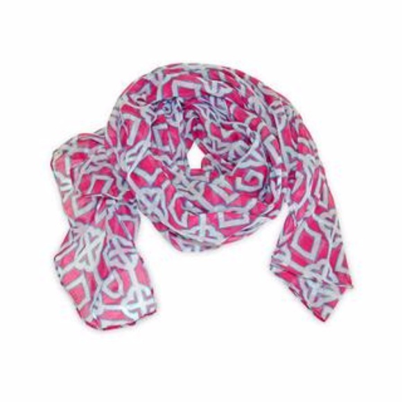 Pink and White Soft and Airy Scarf - Picture 4 of 4