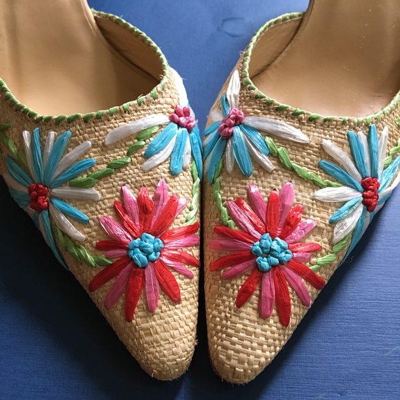 Isaac Mizrahi Shoes - Isaac Mizrahi floral slip on kitten heels