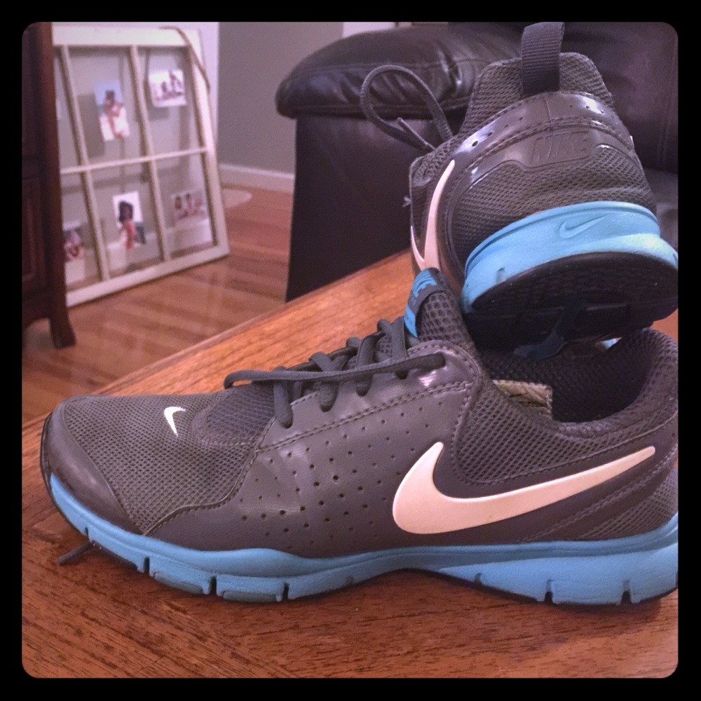 Nike  shoes