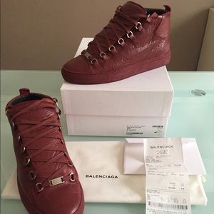 Velvet balenciaga-arena-leather Shoes