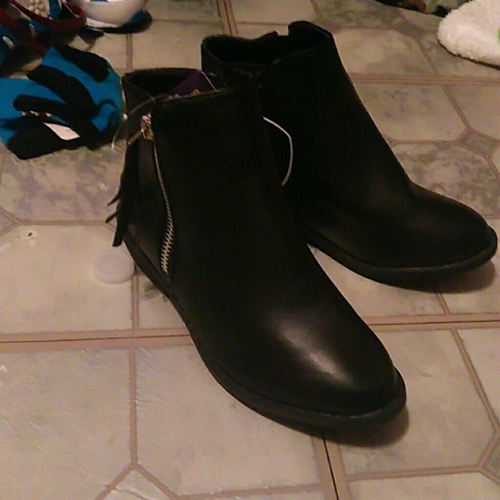 Some adorable shoes...