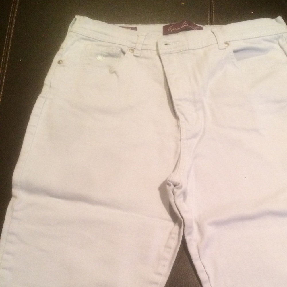 Look New! Faint Blue / Grey Color Capris
