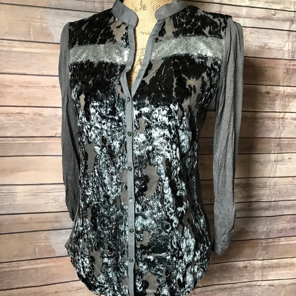 Anthropologie Tops - Tiny by Anthropologie Velvet Burnout Henley Top
