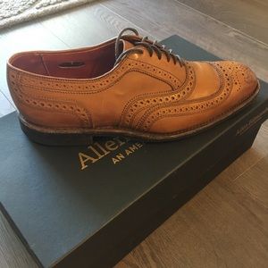 Allen Edmonds Shoes - Size 8.5D - Walnut Color