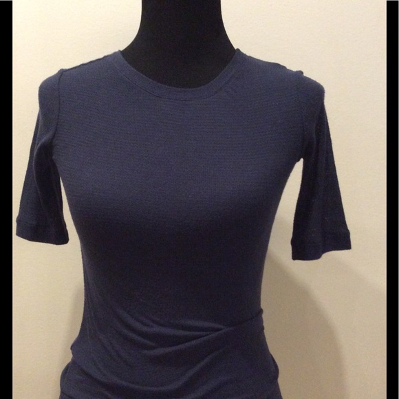 Pete Collection Navy Light Knit Top - Picture 5 of 6