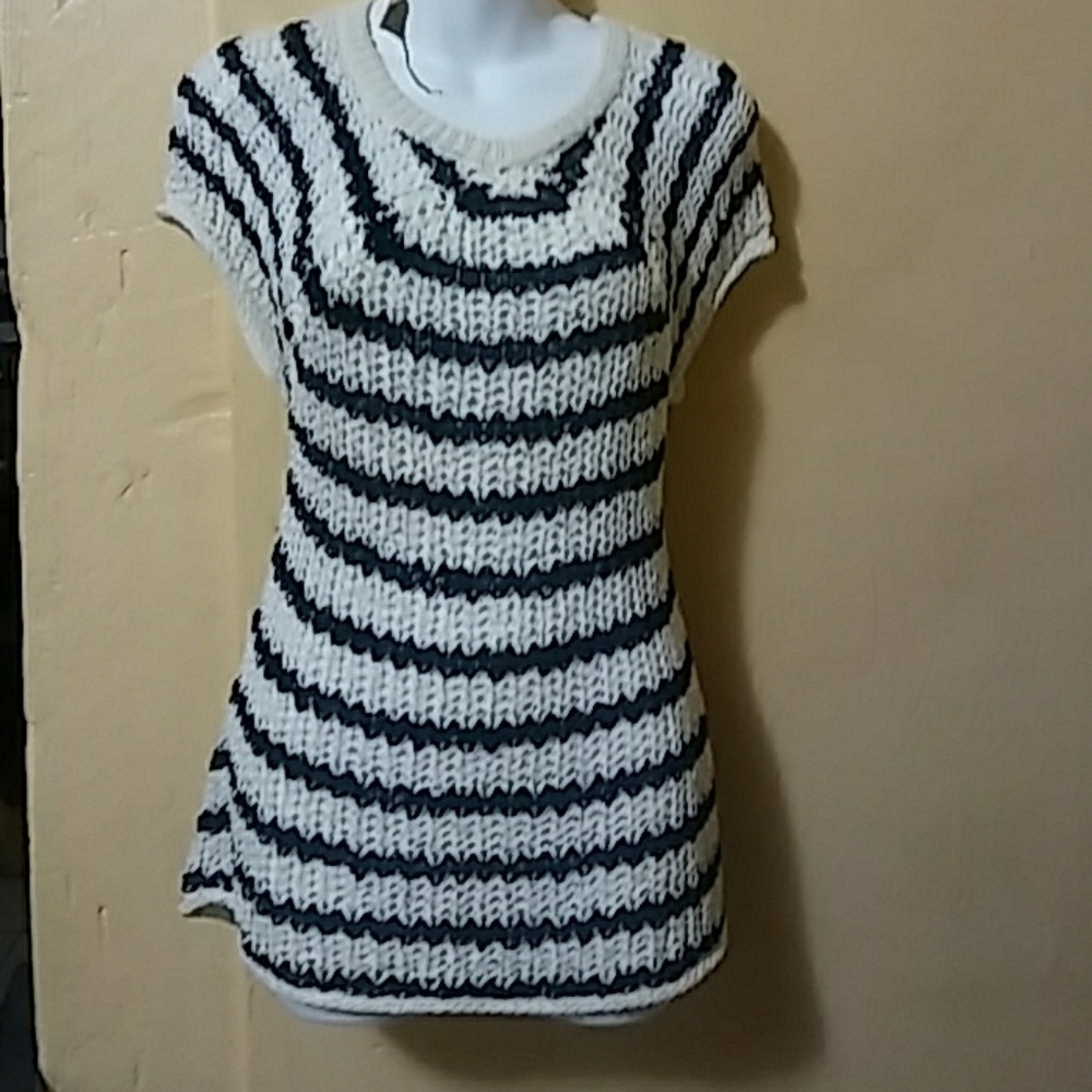 Knit top