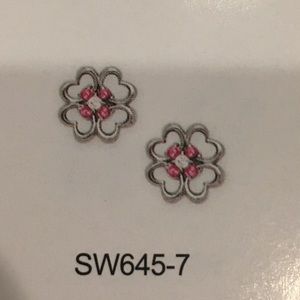 14K Pure Gold CZ Flower 🌺 Earrings / Screw Back