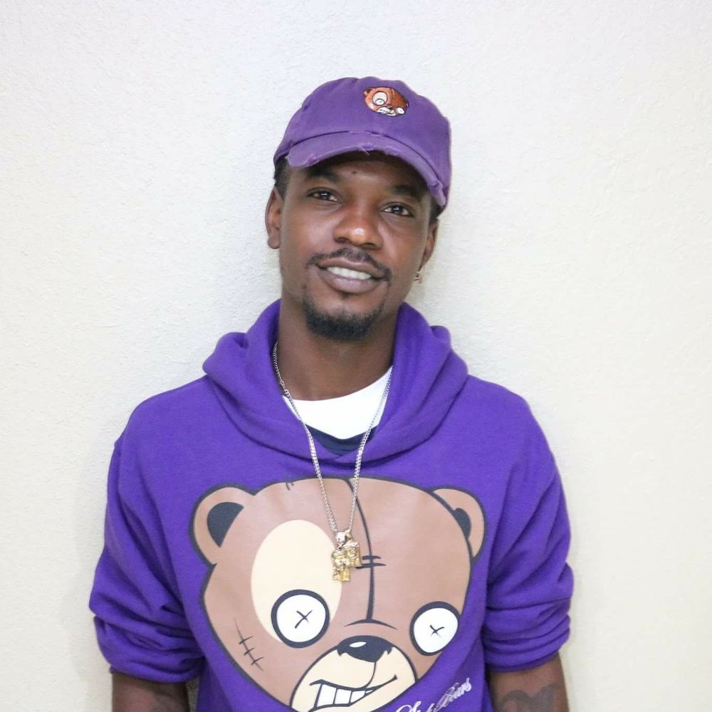 Meet your Posher, Brusco