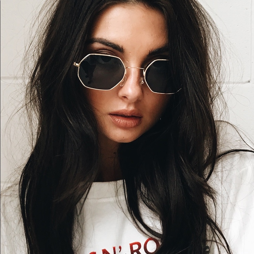 Vintage black sunglasses inspired by lf