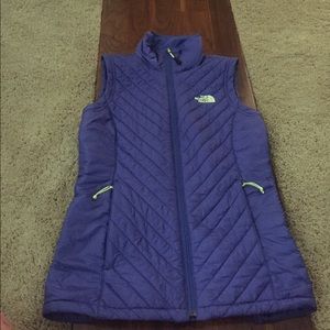 North face vest women xs