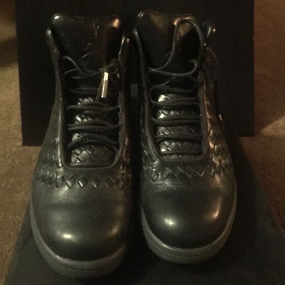 Air Jordan shine wore a couple of times