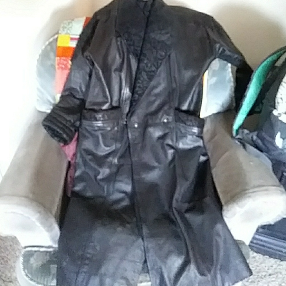 G-III leather trench coat