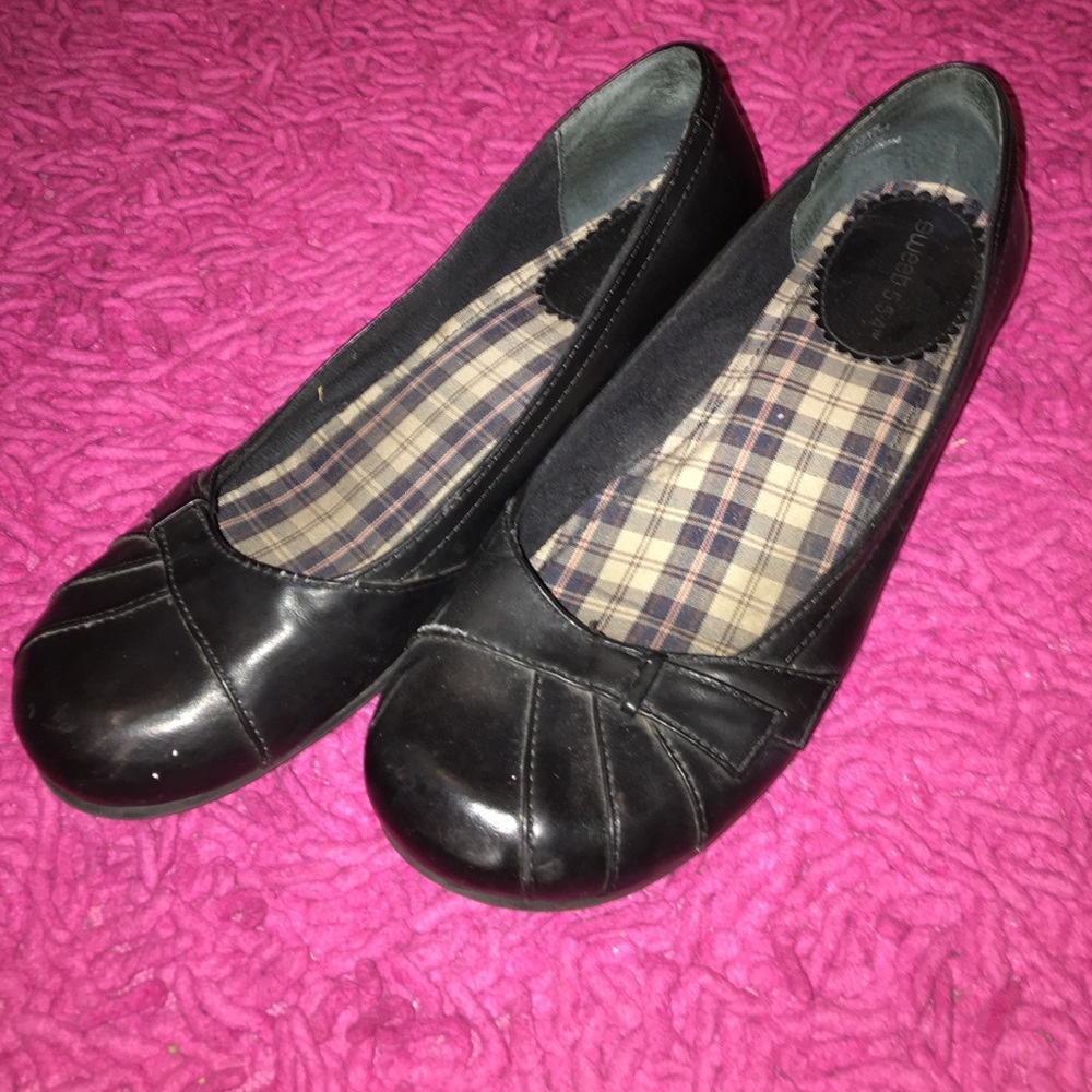 Black Flats
