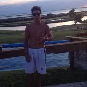 Meet your Posher, Fabian