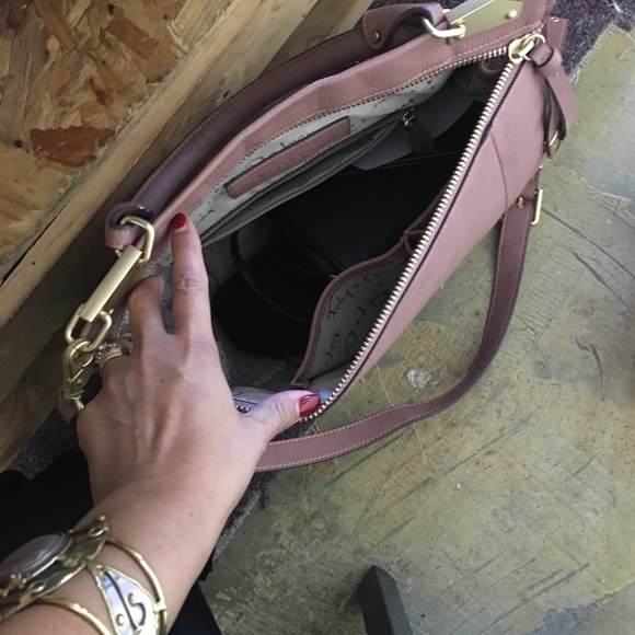 Purse - Picture 2 of 7