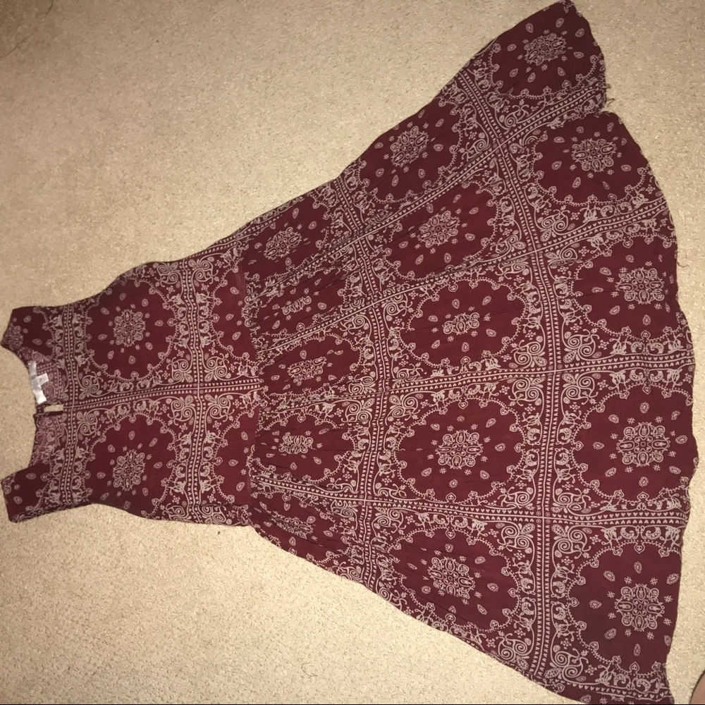 Red and white patterned sun dress!