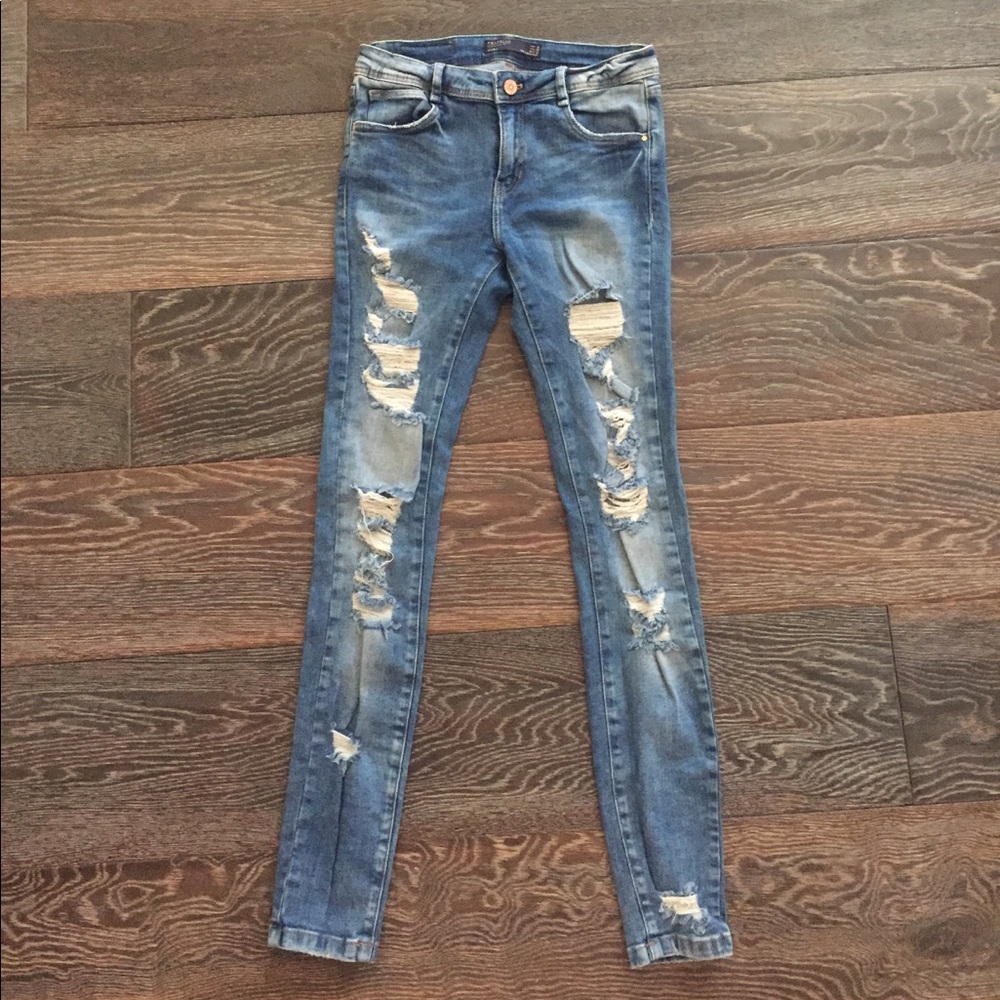 Distressed Skinny Jeans