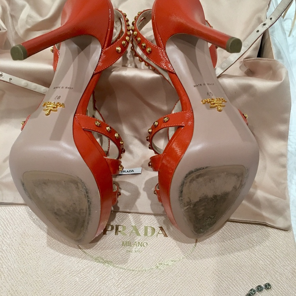 Prada heels orange with gold studs. Size 40 - Picture 5 of 8
