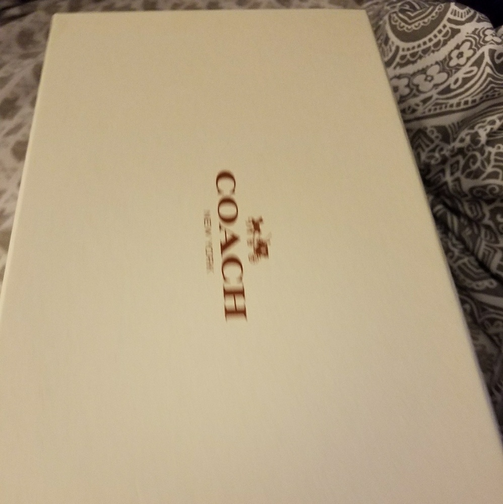 Khaki coach shoes