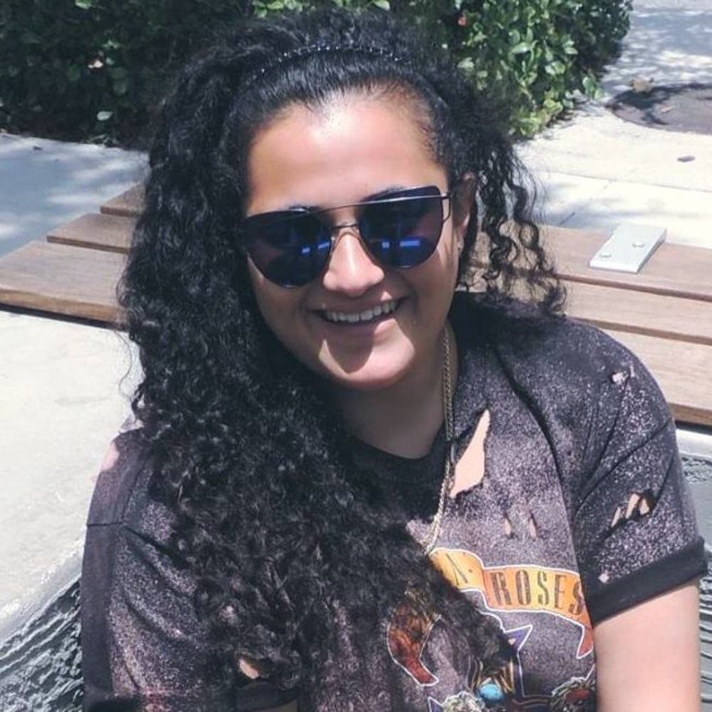 Meet your Posher, Sara