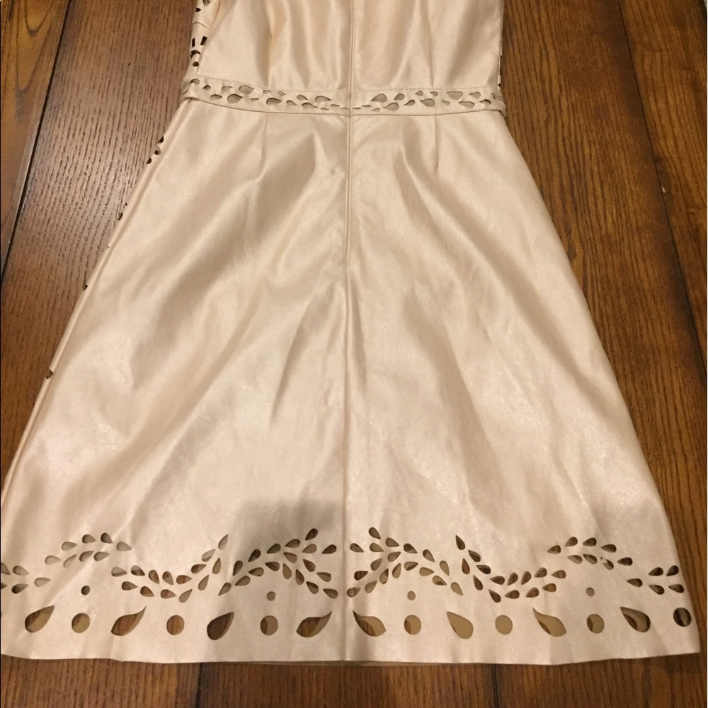 Laundry by Shelli Dress - Picture 3 of 4