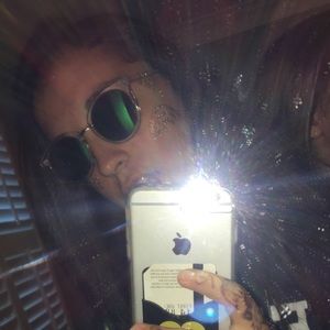 Meet your Posher, Bella