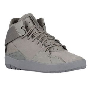 adidas crestwood mid j sz 6.5