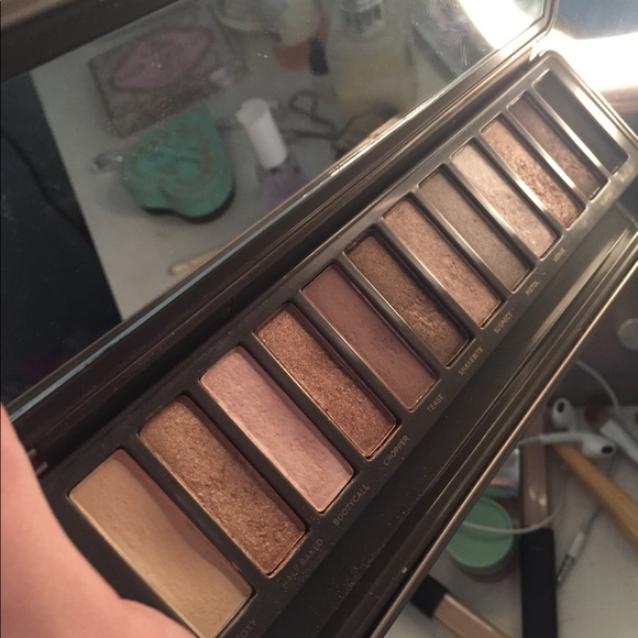 Naked 2 Palette - Picture 2 of 3