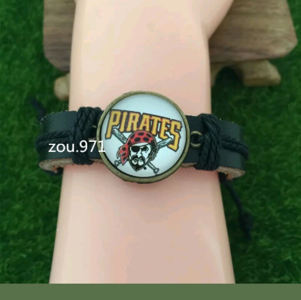 Pittsburgh Pirates Woven Infinity Bracelet