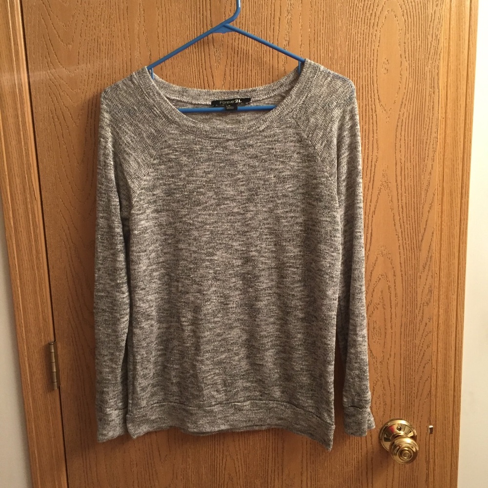 RUE21 sweater