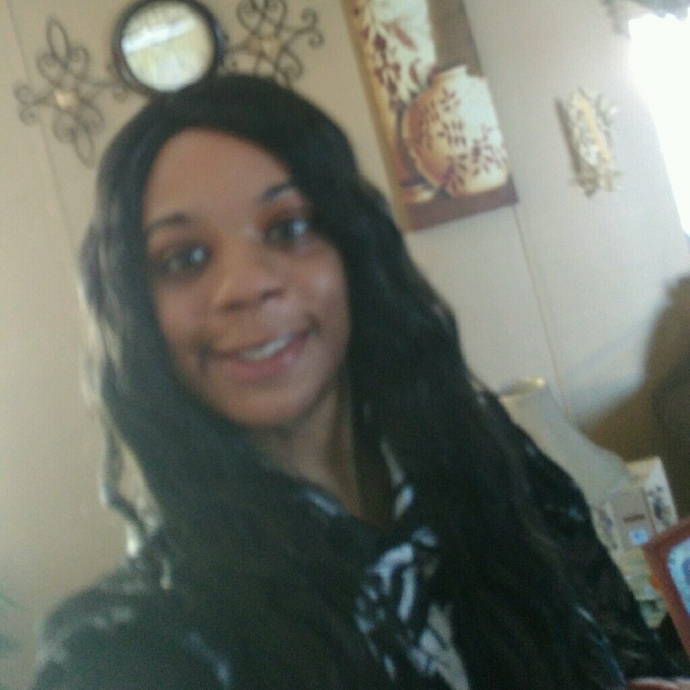 Meet your Posher, Chantelle