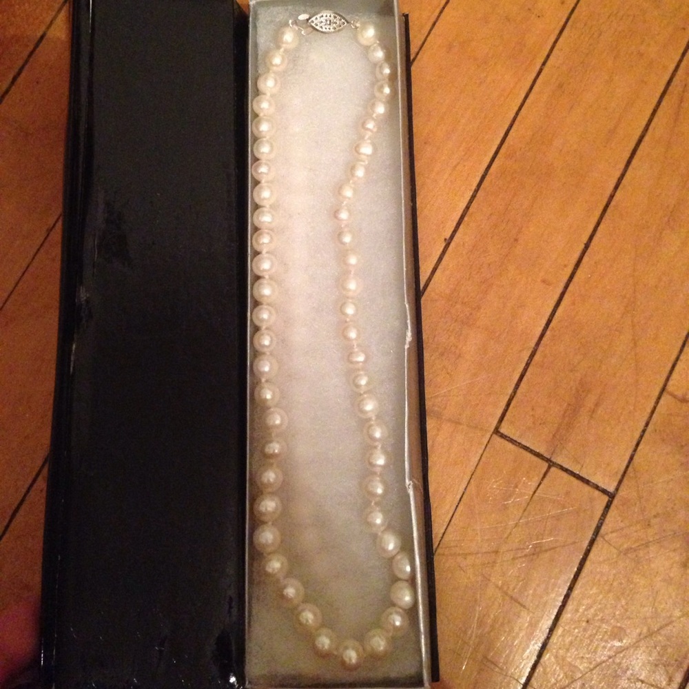 Vintage Cream Pearls
