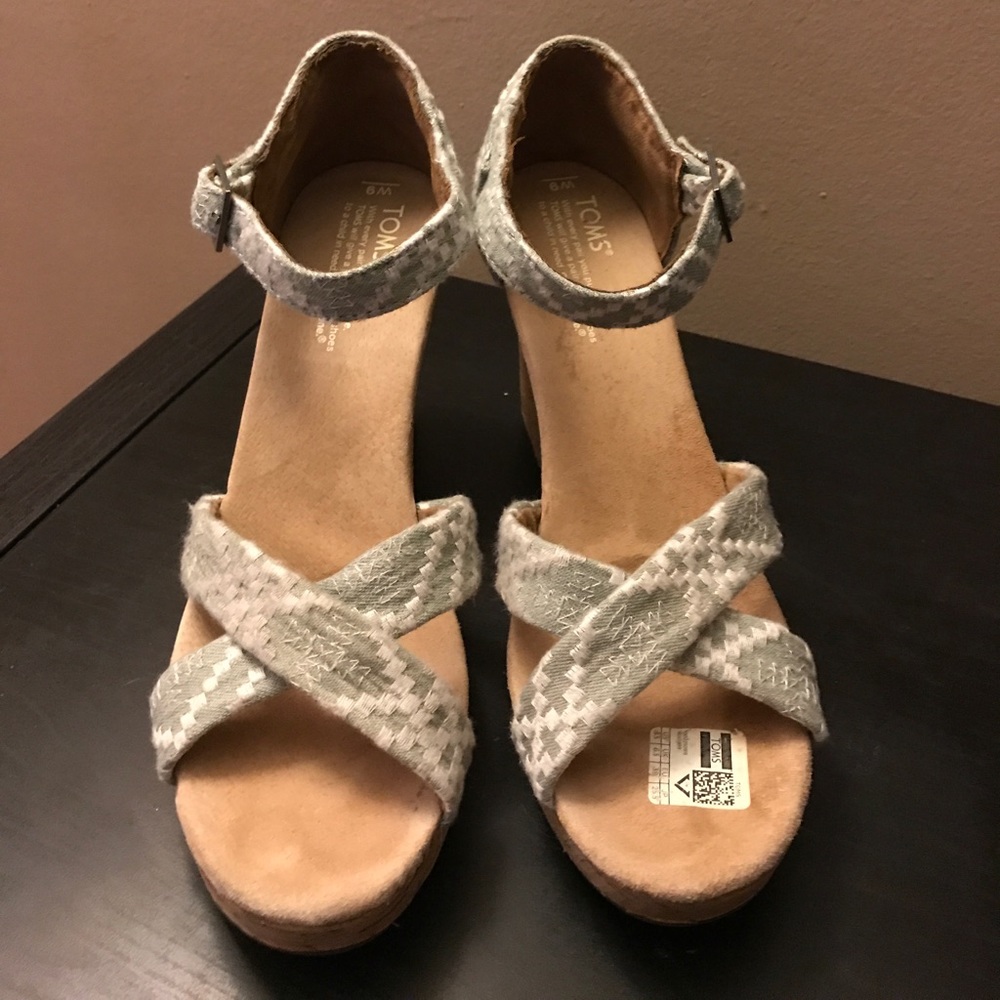 Wedge sandal