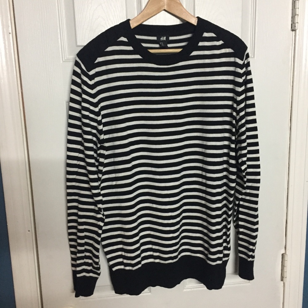 H&M Striped Sweater with shoulder pads XL.