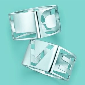 Tiffany & Co LOVE Era Ring