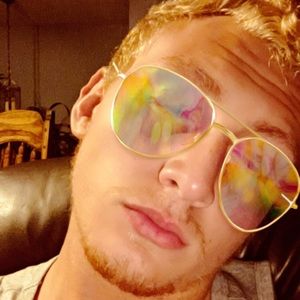 Meet your Posher, Joe