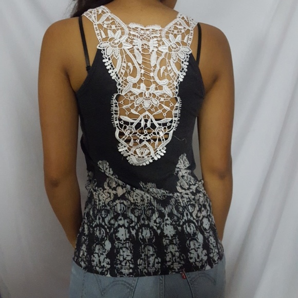 Top - Picture 2 of 2