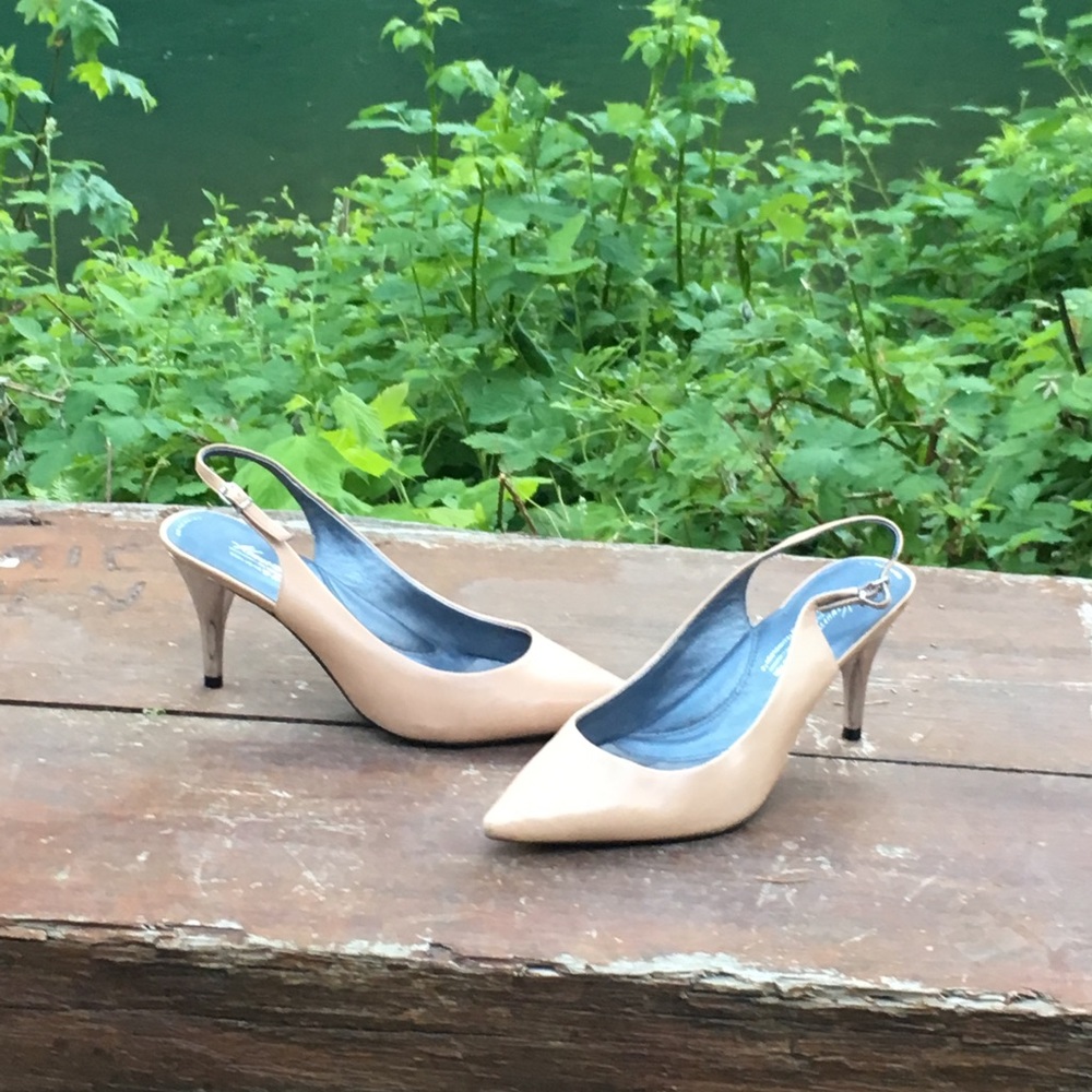 Kenneth Cole Silver Trophy Sling Back: 925